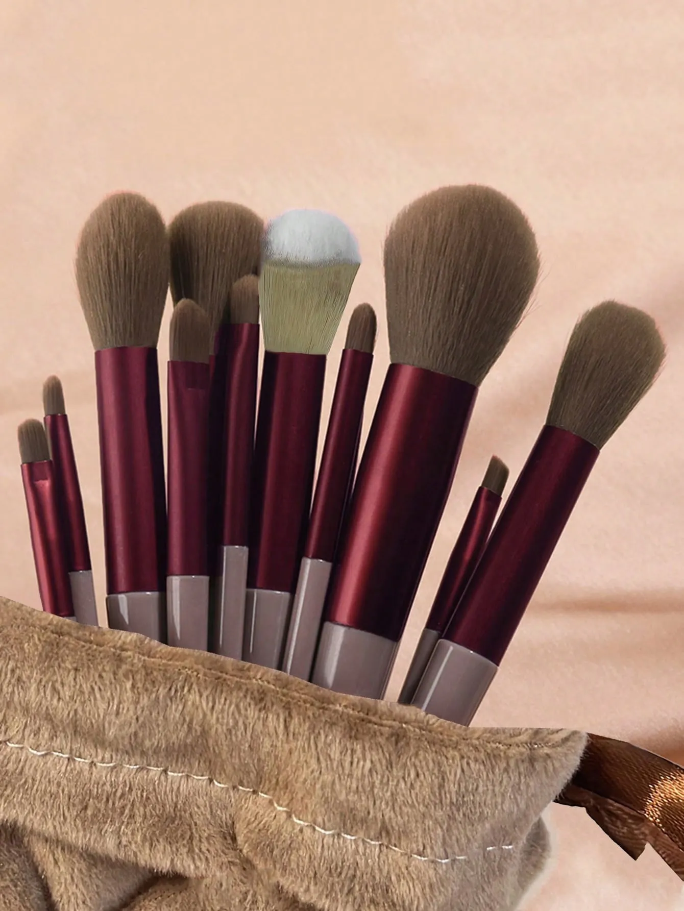 13pcs Two Tone Portable Makeup Brush Set Eye Shadow Powder Blusher Brush Girl Beauty Cosmetic Brush Makeup Tools Storage Bag