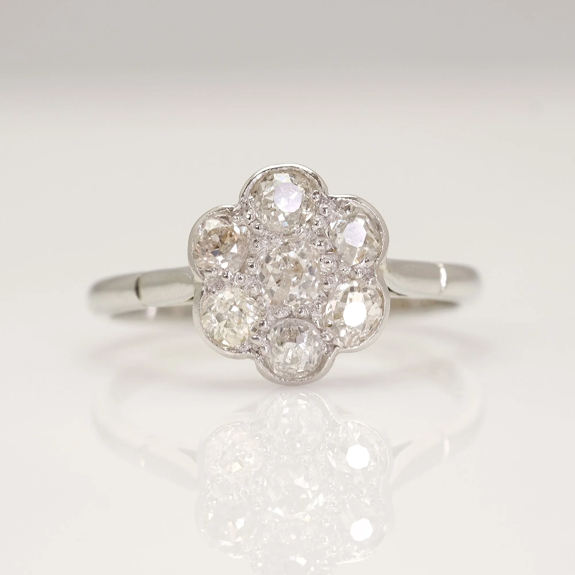 Art Deco White Gold Diamond Daisy Cluster Ring