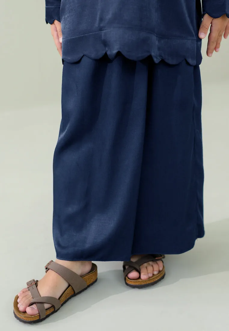 Embun Girl (Dark Blue)