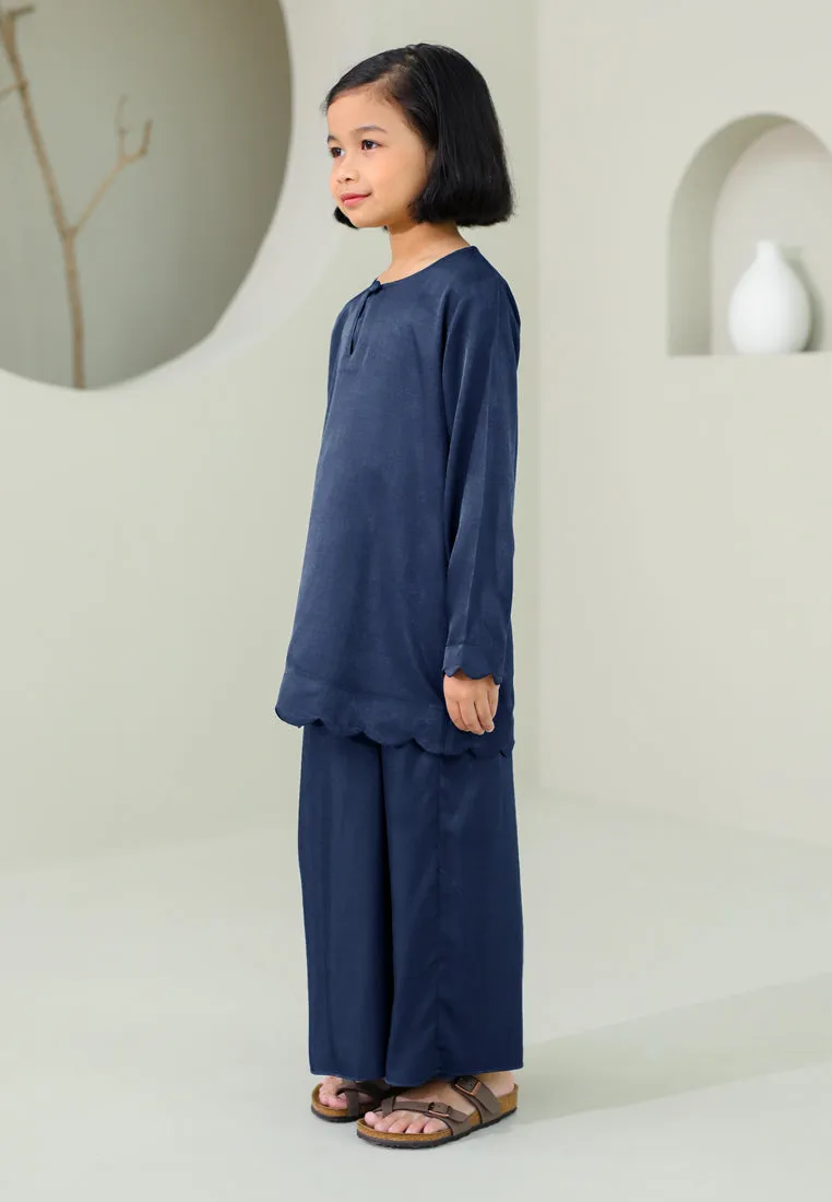 Embun Girl (Dark Blue)