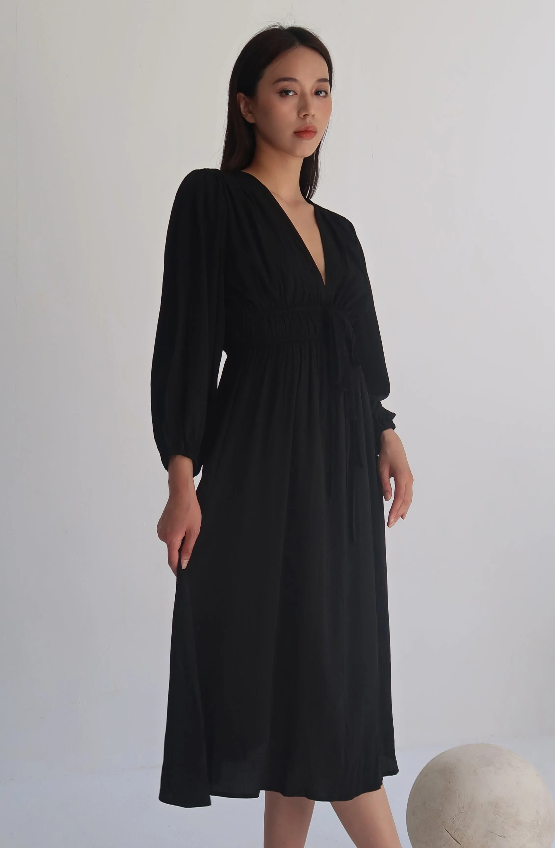 Madrid chiffon midi dress in black