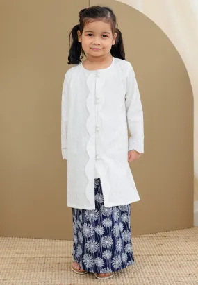 Ratna Girl (Dark Blue)