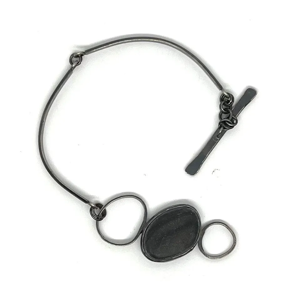 Rock toggle Bracelet