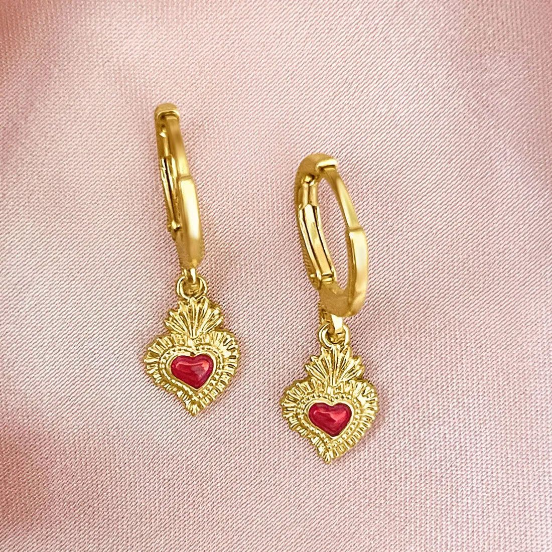 Sacred Heart Earrings - Gold