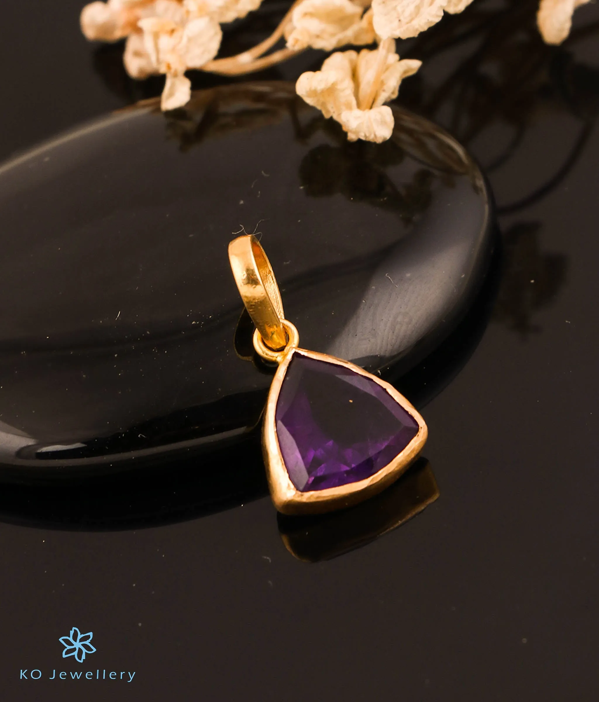 The Triad Amethyst Pendant in 22 KT Gold