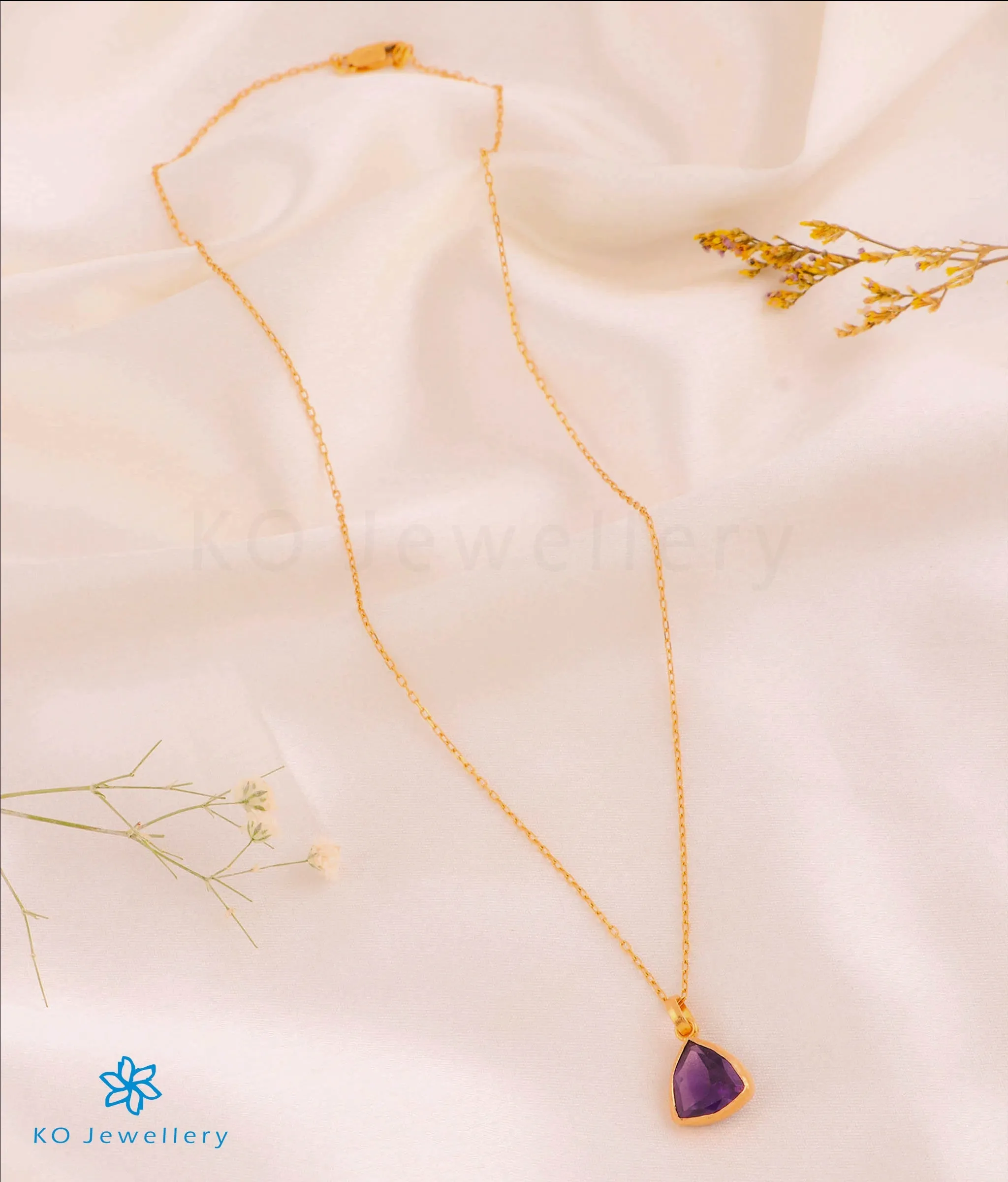 The Triad Amethyst Pendant in 22 KT Gold