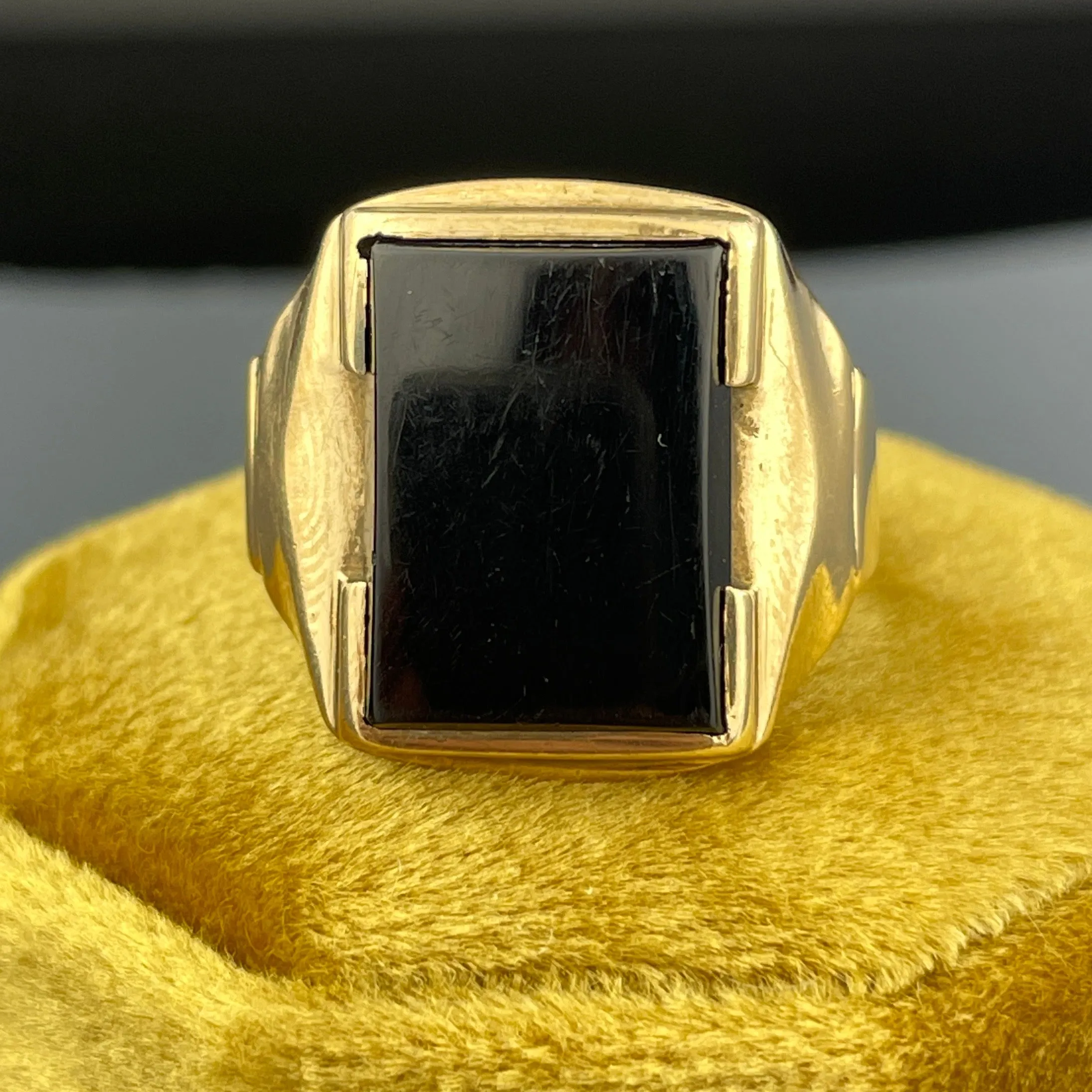 Vintage Art Deco 10K Gold Large Black Onyx Mens Ring, Sz 8 1/2